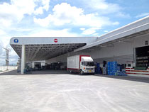 Cargo unloading yard